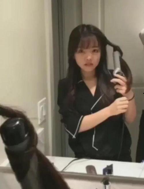 吃瓜娱乐微博头像女